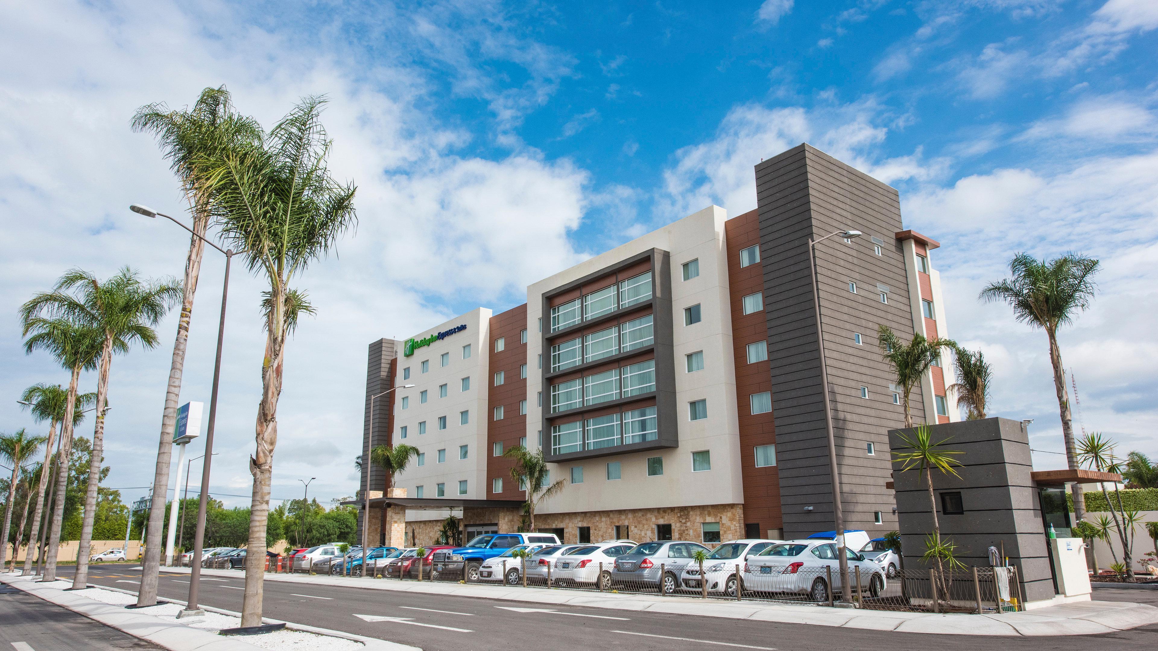 Holiday Inn Express And Suites Celaya By Ihg Extérieur photo