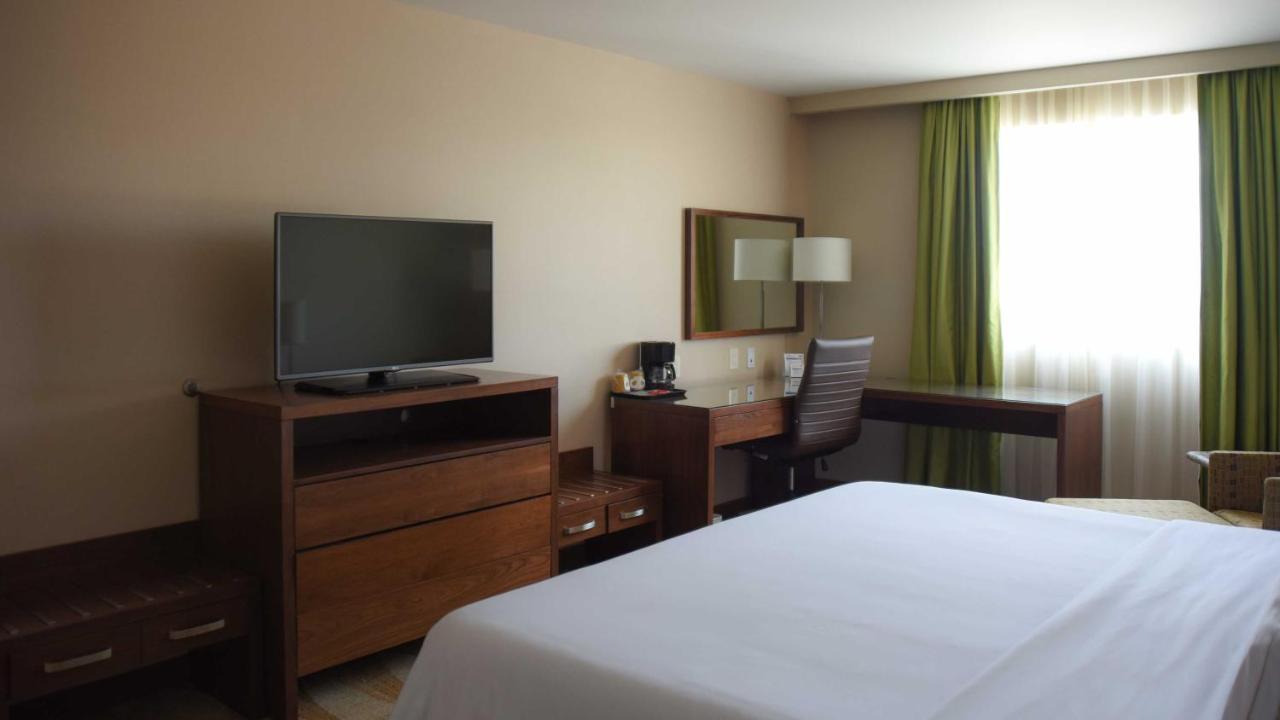 Holiday Inn Express And Suites Celaya By Ihg Extérieur photo