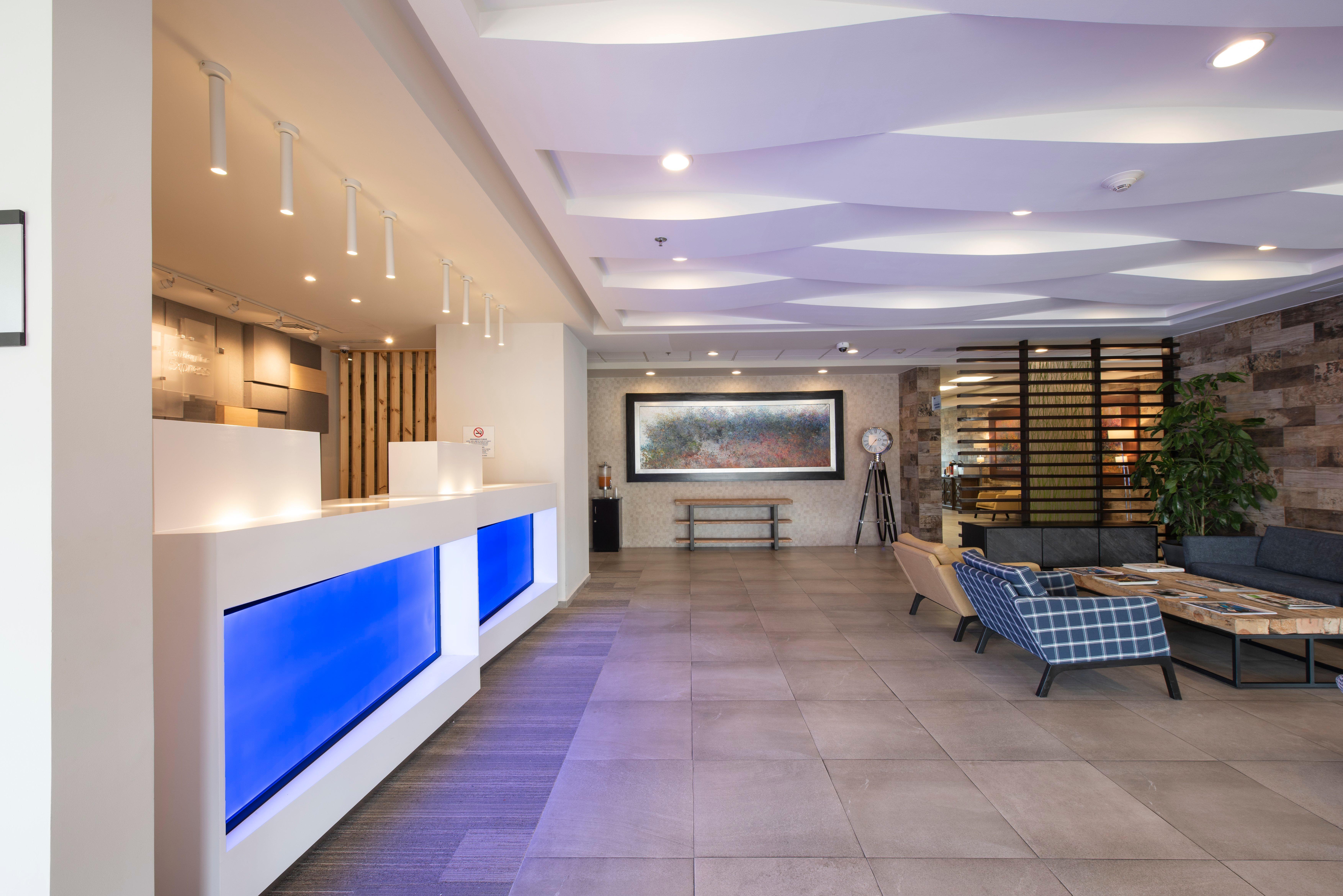 Holiday Inn Express And Suites Celaya By Ihg Extérieur photo